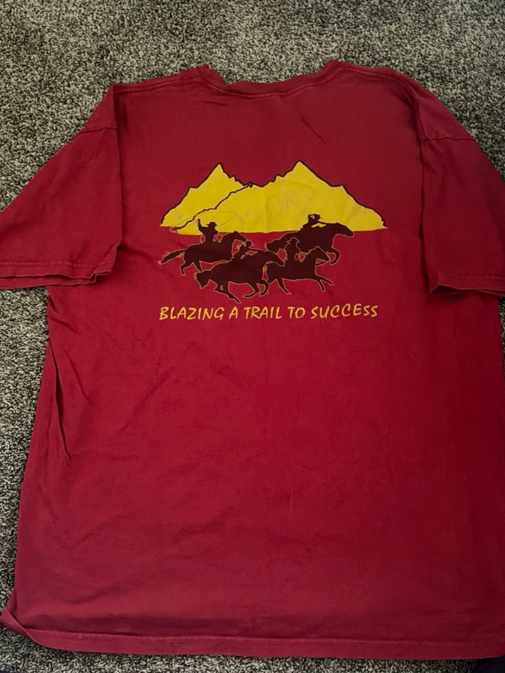 Vintage Men's Red Graphic Short-Sleeve Shirt - 'Blazing a Trail to Success'